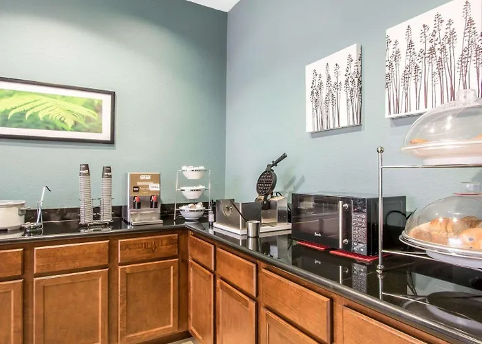 Mainstay Suites Meridian