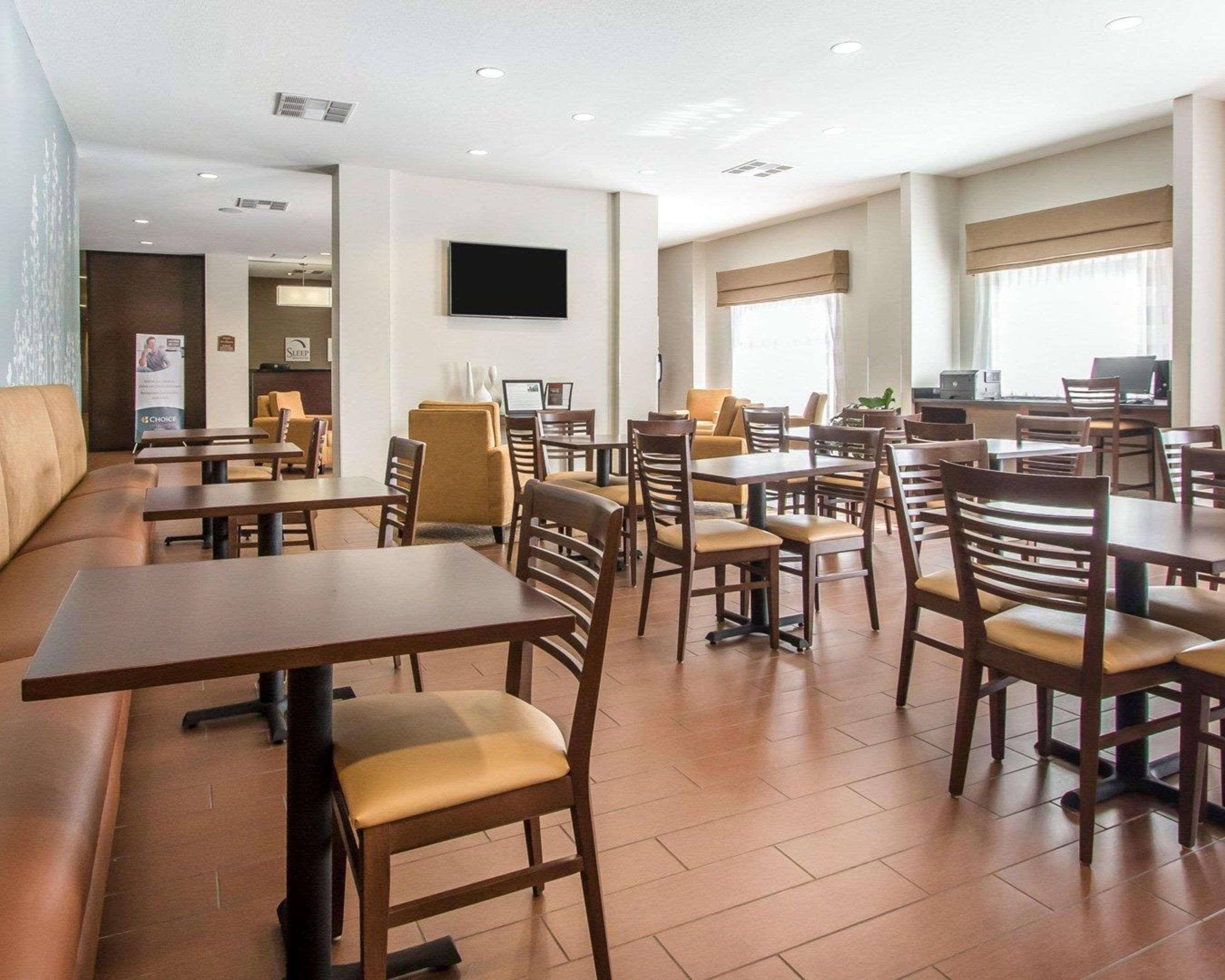 Hotel Mainstay 3*